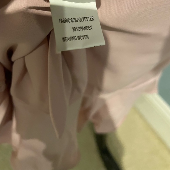 Pink Robe - Picture 2 of 4